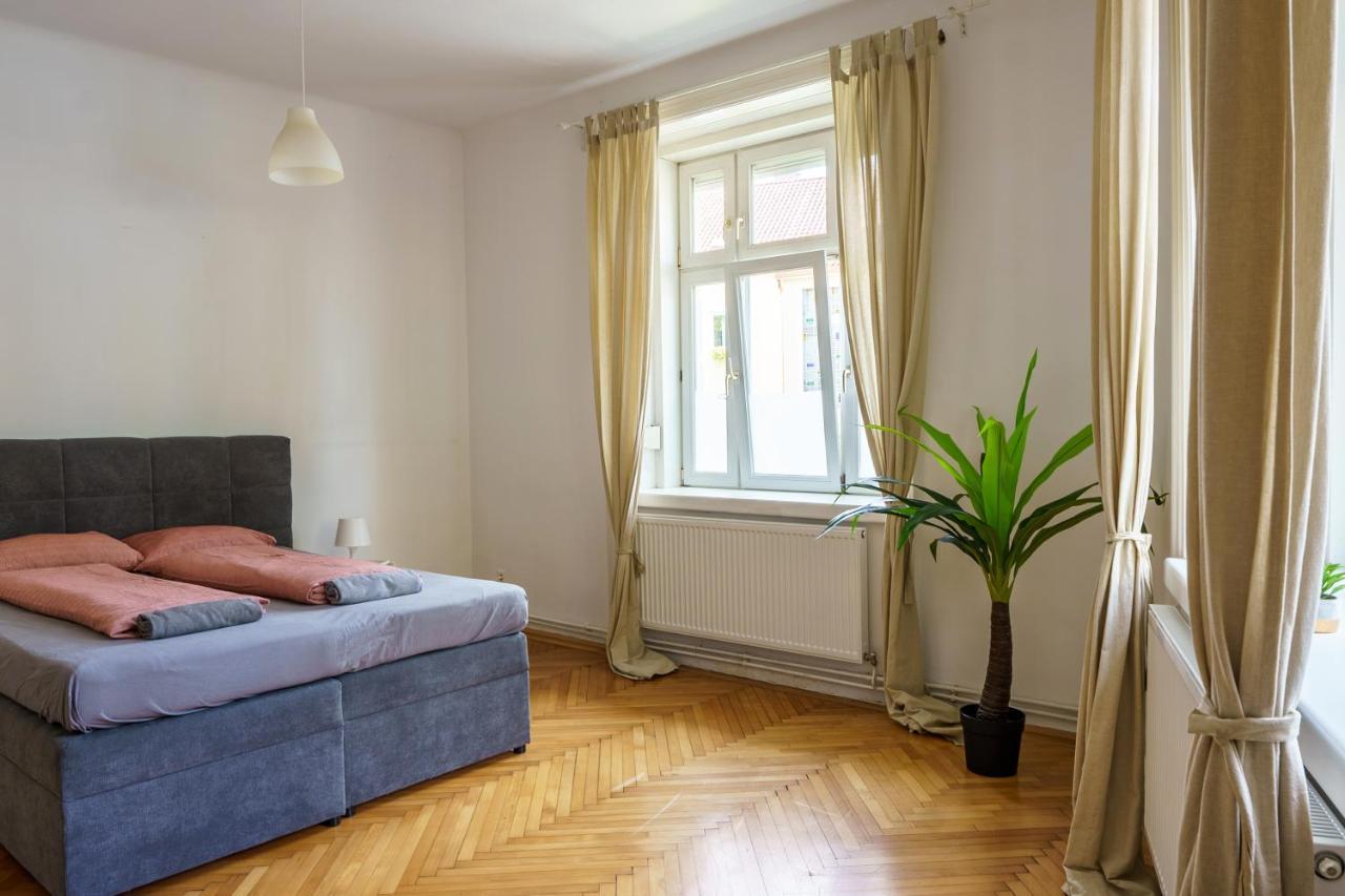 Central Living Apartments - Schoenbrunn Wien Eksteriør bilde