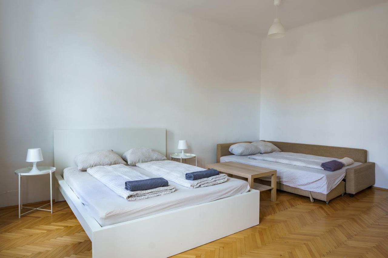 Central Living Apartments - Schoenbrunn Wien Eksteriør bilde