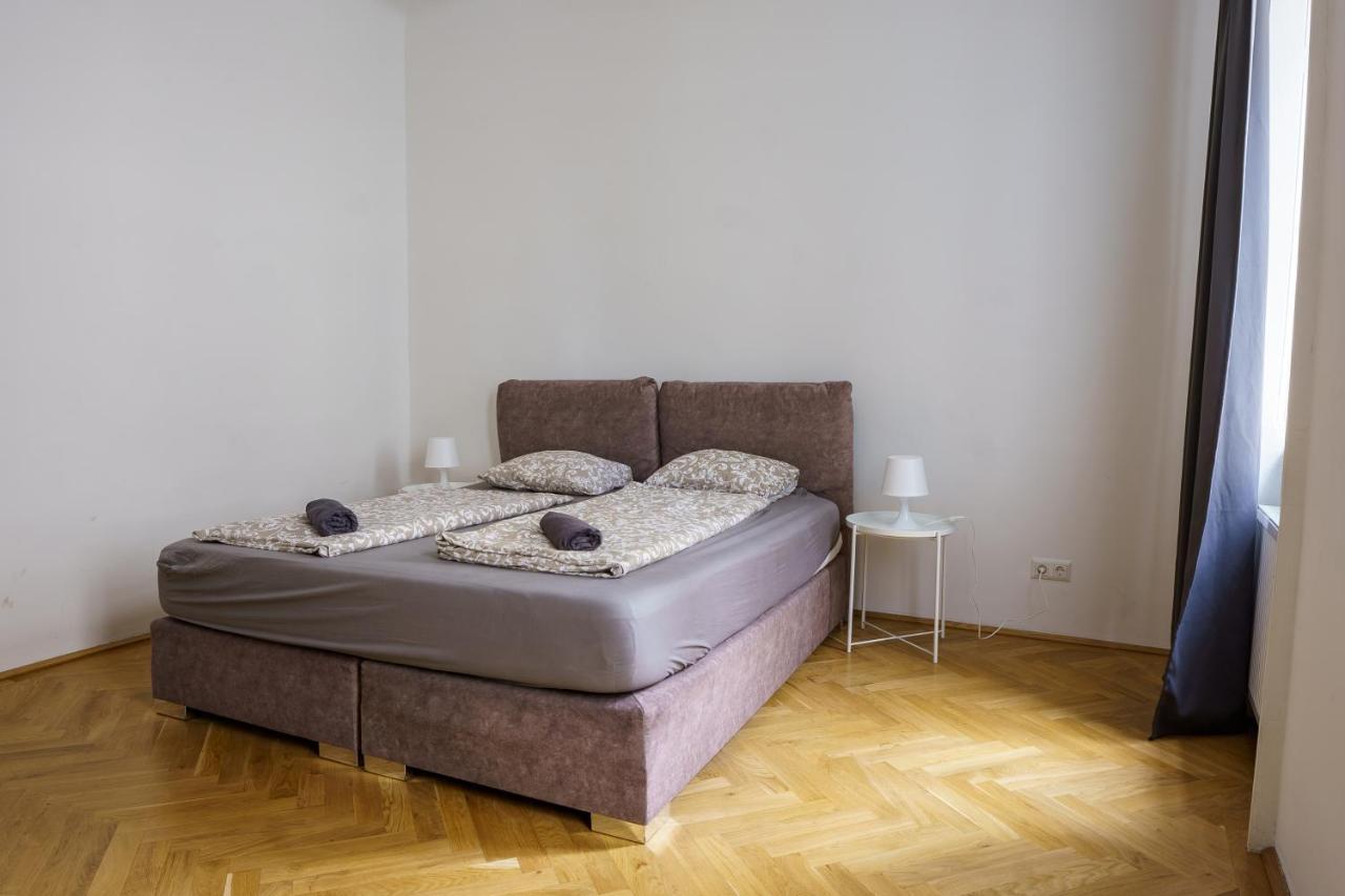 Central Living Apartments - Schoenbrunn Wien Eksteriør bilde